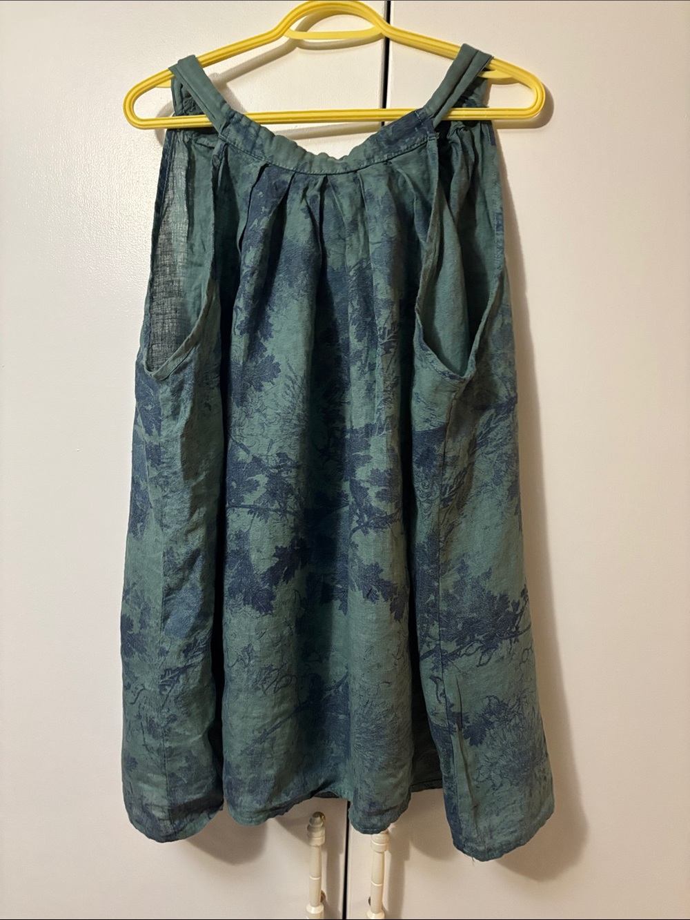 Women’s Blue-Green Floral Gathered Tank Top